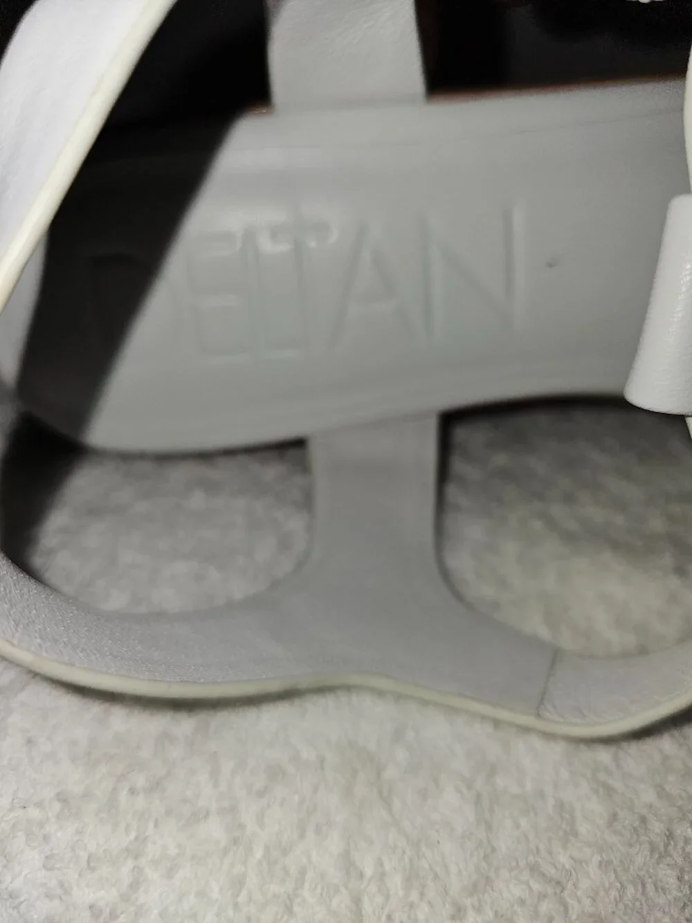 DELTAN Women's LEATHER FISHERMAN SANDALS WHITE Size 9.5